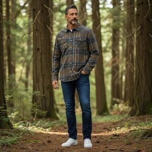 Legendary Whitetails Mens Large Brown Blue Green Flannel Button Antler‎ Print